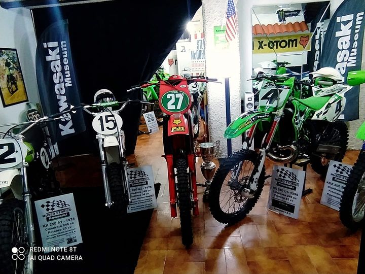 Museo Storico Kawasaki VMX Italy, a Castrolibero celebrato nel mondo del motocross internazionale